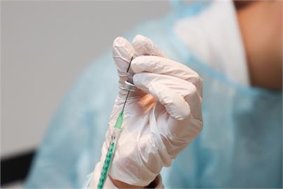 巴拉圭核准高端疫苗三期臨床試驗　免疫橋接比對AZ
