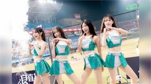 啦啦隊／洋基女孩登樂天棒球場！高挑身形成嬌點　最難忘香汗淋漓全身濕