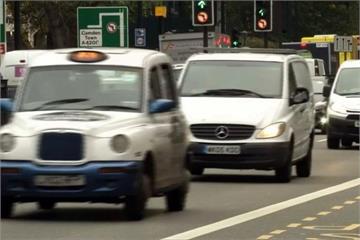 倫敦開徵空汙稅 每車日繳稅877元台幣
