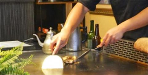 鐵板燒為了保溫才鋪鋁箔紙？開店20年業者揭露「2真實用途」