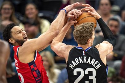 NBA(影)／前選秀狀元轉戰快艇首次亮相　表現不俗幫助球隊獲勝