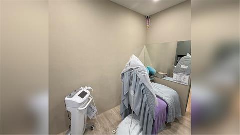 快新聞／愛爾麗涉偷拍！高雄衛生局突襲2分店...急拆監視器、「診療室錄影中」