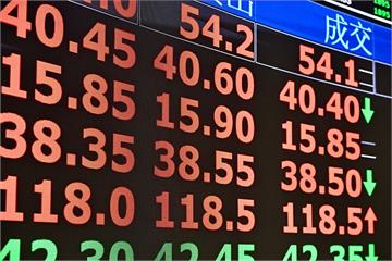 台股開盤飆漲986點重返3萬3　創史上盤中第7大漲點