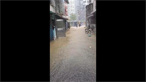 午後雨彈狂炸！桃園.台中多地淹水　民眾：納莉颱風後第一次