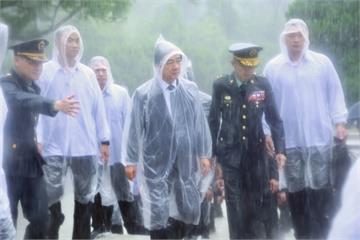 賴清德暴雨中追思823提醒國人「天下雖平、忘戰必危」　和平協議換來屈辱