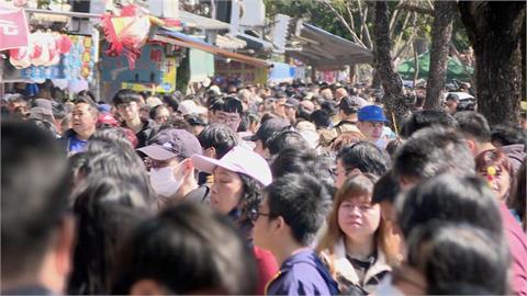 2025最狂請假攻略！剩4大連假「超神休法曝光」爽放3次9天長假