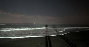 深夜沙灘驚魂！宜蘭壯圍傳男子呼救「疑落海」　海巡連夜出動無人機全面搜救