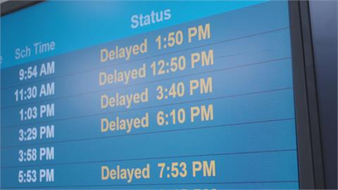 紐華克機場航管系統短路　機場一週陷入混亂、數百航班取消