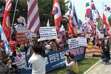 轟文在寅「引狼入室」 南韓民眾抗議金文會