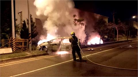 撞擊畫面曝光！麥拉倫追撞休旅車　爆炸起火3死