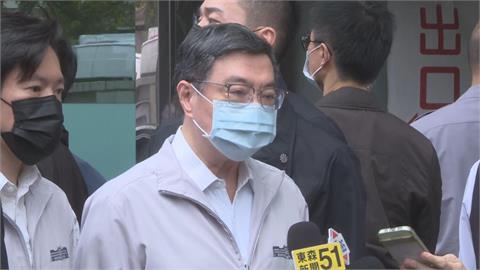 男騎士等紅燈遇襲！家屬悲問「為何年輕人鑄大錯」　卓榮泰回應了