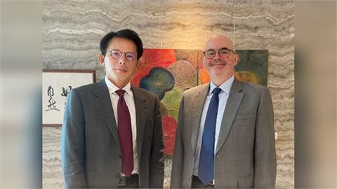 AIT會面3黨政要「態度大不同」？黃國昌大臭臉許美華笑翻：真的很會