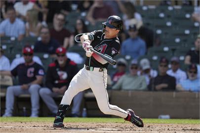 MLB(影)／在孫易磊照片上按讚的台美球星卡洛爾　轟出滿貫全壘打！