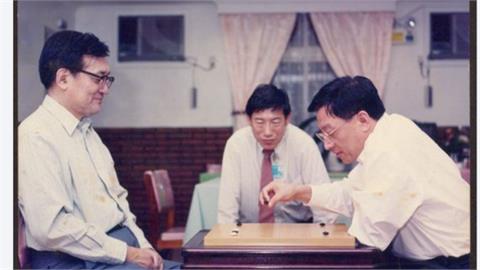 曹興誠捐1500萬「清大前後矛盾」藏隱情？苦苓翻譯白話文：被A走了