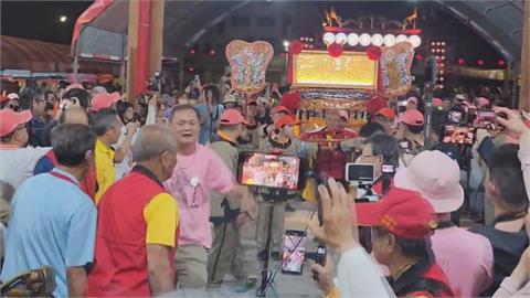 睽違21年！　大甲媽深夜起駕回鑾　停駕土庫六房媽紅壇「雙媽會」
