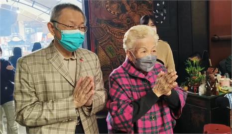 快新聞／柯文哲拜完隔天就被押！網狂刷5星好評　新竹都城隍廟回應了