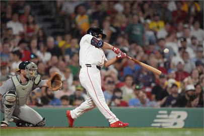 MLB（影）／日本強棒同日發威！　吉田正尚.鈴木誠也猛打賞助球隊獲勝