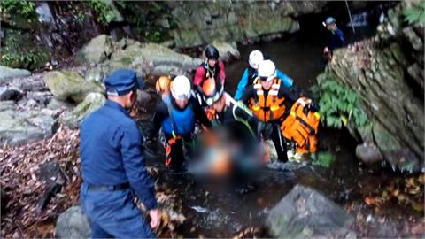 山羊峽谷溪降墜谷受傷　救難人員找到斷腿受困男子　幸意識清楚