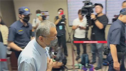 快新聞／柯文哲再批北檢辦案小題大作「堪稱濫訴」　唉這一年「都睡不著、過得很痛苦」