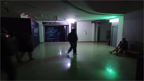 故宮大停電急疏散館內民眾　　60萬件國寶有驚無險