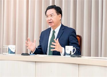 視訊參與台美歐三邊論壇　吳釗燮籲：對抗威權民主國家務必合作行動