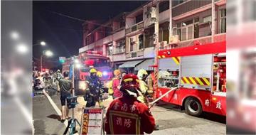 台南民宅火警！高中生做「硝糖火箭」失敗竄火　1家4口驚逃保命