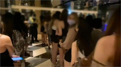 暑假到 = 學生妹酒店鮭魚返鄉？傳集體下海「月撈20萬」這歲數就算老