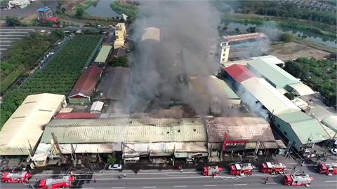 洗車廠傳爆炸 大火延燒20店家