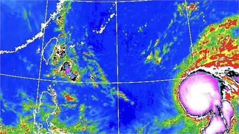 「貝碧佳」持續增強中！鄭明典PO圖「一大塊紫色」：颱風雲系組織起來了