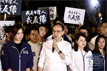 許宇甄喊「絕不可能叫同仁抄名冊」　又提「司法迫害」被嗆欠社會道歉