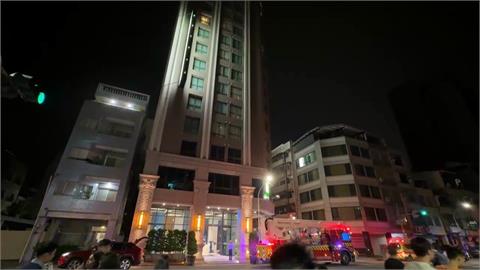 夜半驚魂！高雄鹽埕飯店突竄濃煙　緊急疏散１１８名住客畫面曝光