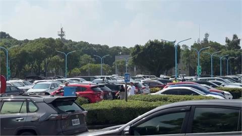 清水服務區湧入人潮　店家備貨量多3至4倍