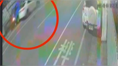 沒剎車？！台中轎車連撞２車　駕駛昏迷、乘客雙腿骨折送醫