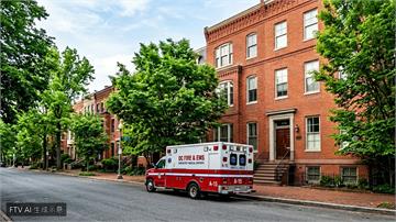 美前參院共和黨領袖Mitch McConnell驚傳住院　鄰居目擊送醫