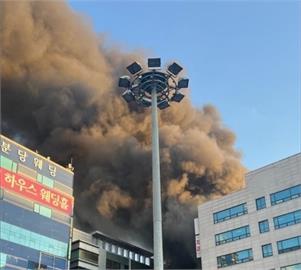 快新聞／南韓怎麼了？8樓商辦大樓火警「傳多人受困」　濃煙狂竄畫面曝