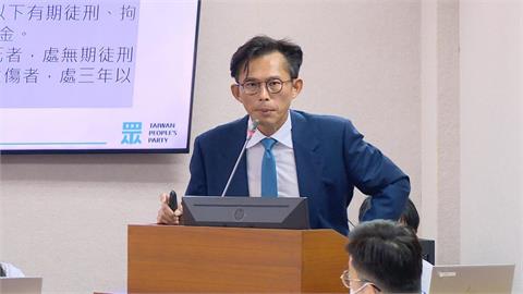 最前線(影)／踩痛腳？黃國昌反駁找徵信社？四叉貓暗示手上還有「這些料」！