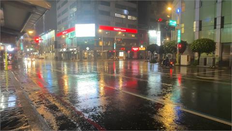 熱低壓減弱為一般低壓　「挾水氣+西南風」留意豪雨