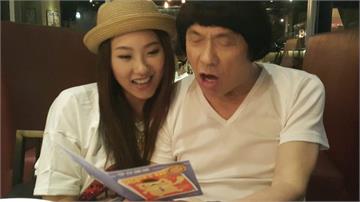 謝金晶跨時空合體豬哥亮!憶最強支柱 難忘與父親燭光晚餐