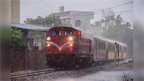 快新聞／「鳳凰」襲台　阿里山林鐵11至13日預警性停駛