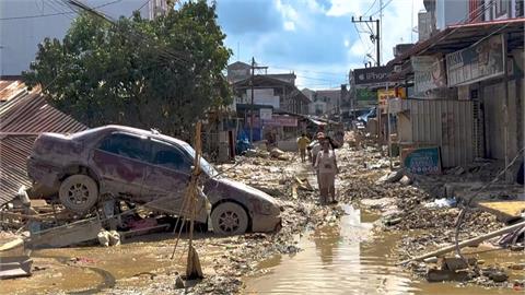 熱帶低氣壓襲菲律賓　爆發土石流　印尼遭熱帶風暴　洪災逾900人喪命