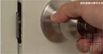 僅穿內褲、電腦停在A片網站！　男大生房內死亡父崩潰報警