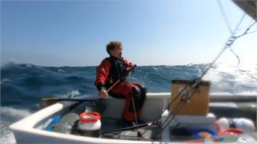 12歲小水手橫渡英吉利海峽 14小時20分創紀錄