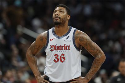 NBA／湖人新後場大鎖正式亮相!　親曝決定加盟紫金軍團的關鍵