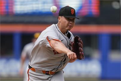 MLB／鄧愷威手套繡國旗大聯盟首度先發　雖吞敗表現仍受肯定