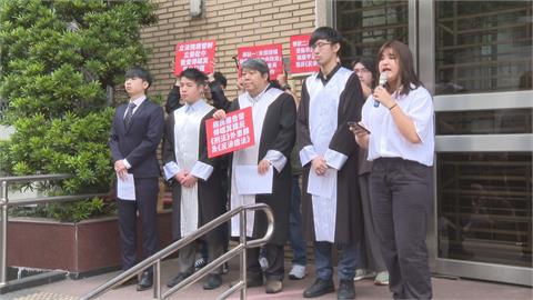 快新聞／赴港自稱代表中央政府惹議！　經民連告發傅崐萁涉犯2法