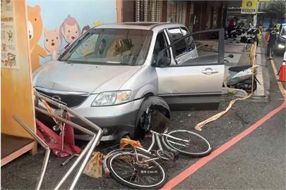 台南男子疑癲癇發作駕車衝撞1死1傷　5萬元交保