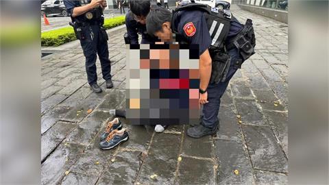 快新聞/男子攜瓦斯桶到三立電視台外又點燃煙火「揚言自焚」 警消急灑水壓制送辦