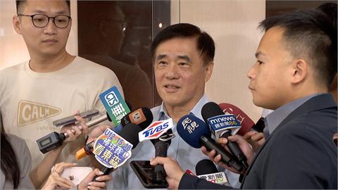 稱「與柯恩怨已翻頁」　郝龍斌：有意願選國民黨主席