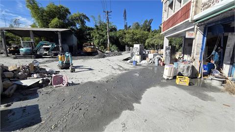 快新聞／災民被花縣府遺忘！車隊忽略、慰問金沒有　鎮民批：沒受災的反拿補助