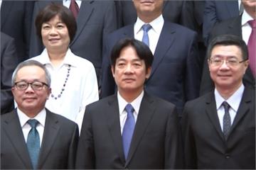 賴揆簽第一份機密公文 內容是...... 